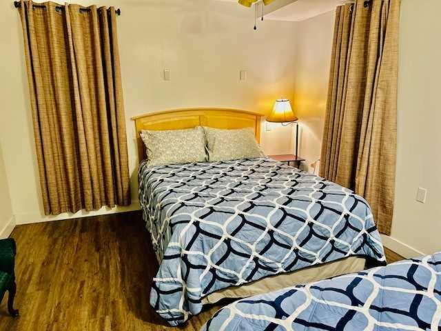 Views Inside Yosemite-Timber Lodge-Sleeps 6 Yosemite West Exterior photo